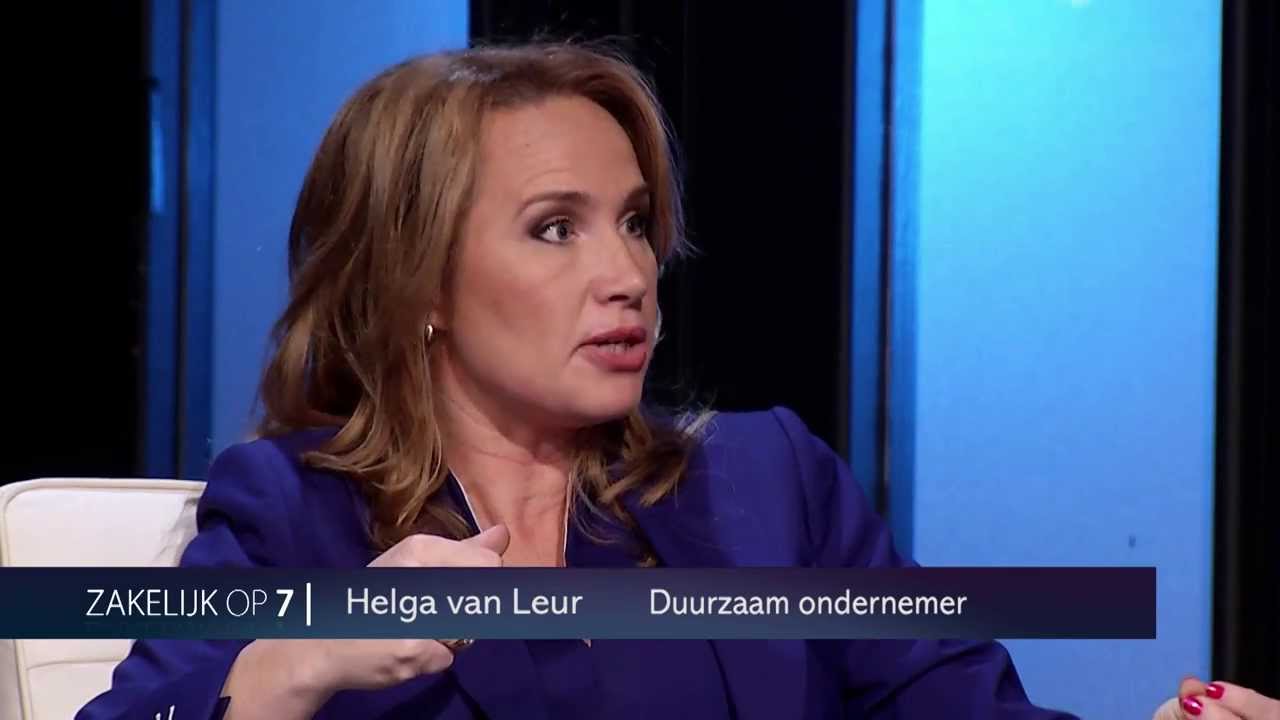 Weervrouw Helga van Leur, deurwaarder Connie Maathuis, Lidwien Heersink