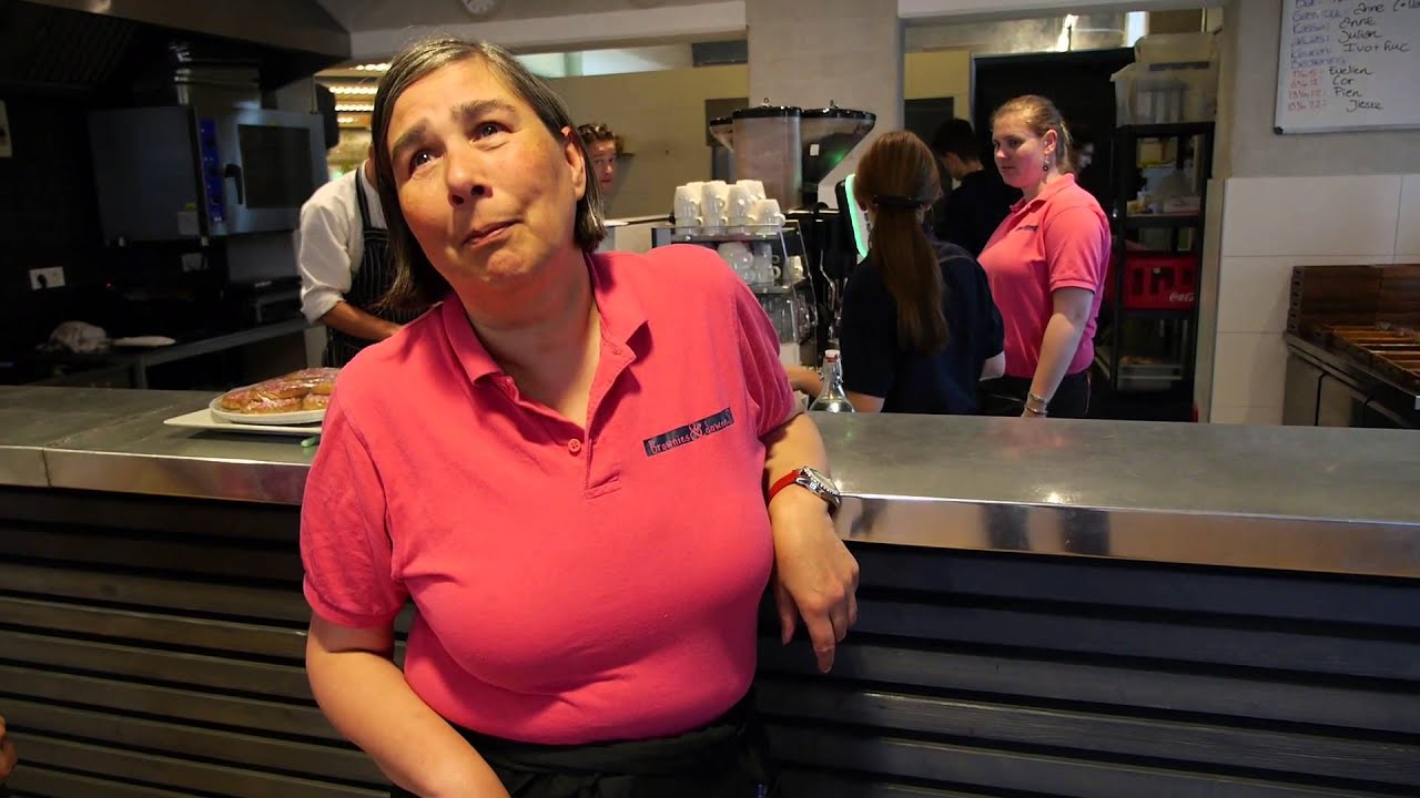 Brownies en downieS: Verstandelijk beperkte mensen in de horeca, een succesformule?