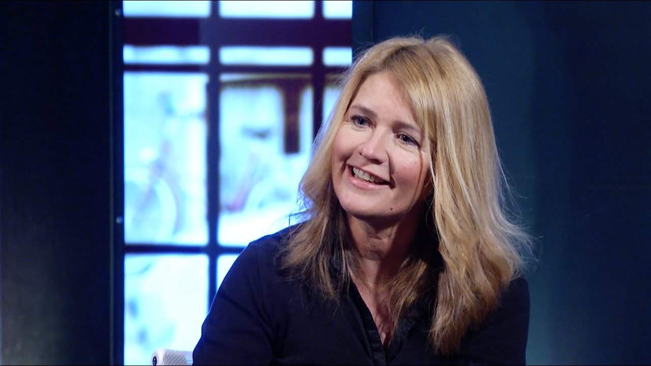 Mireille Geijsen (I did slow fashion movement) maakt nieuwe spullen uit oude uniformen