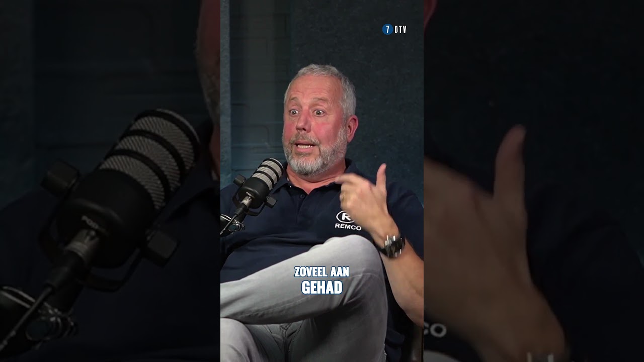 Deel NOOIT het PODIUM met iets dat MEER LICHT geeft dan JIJZELF #shorts